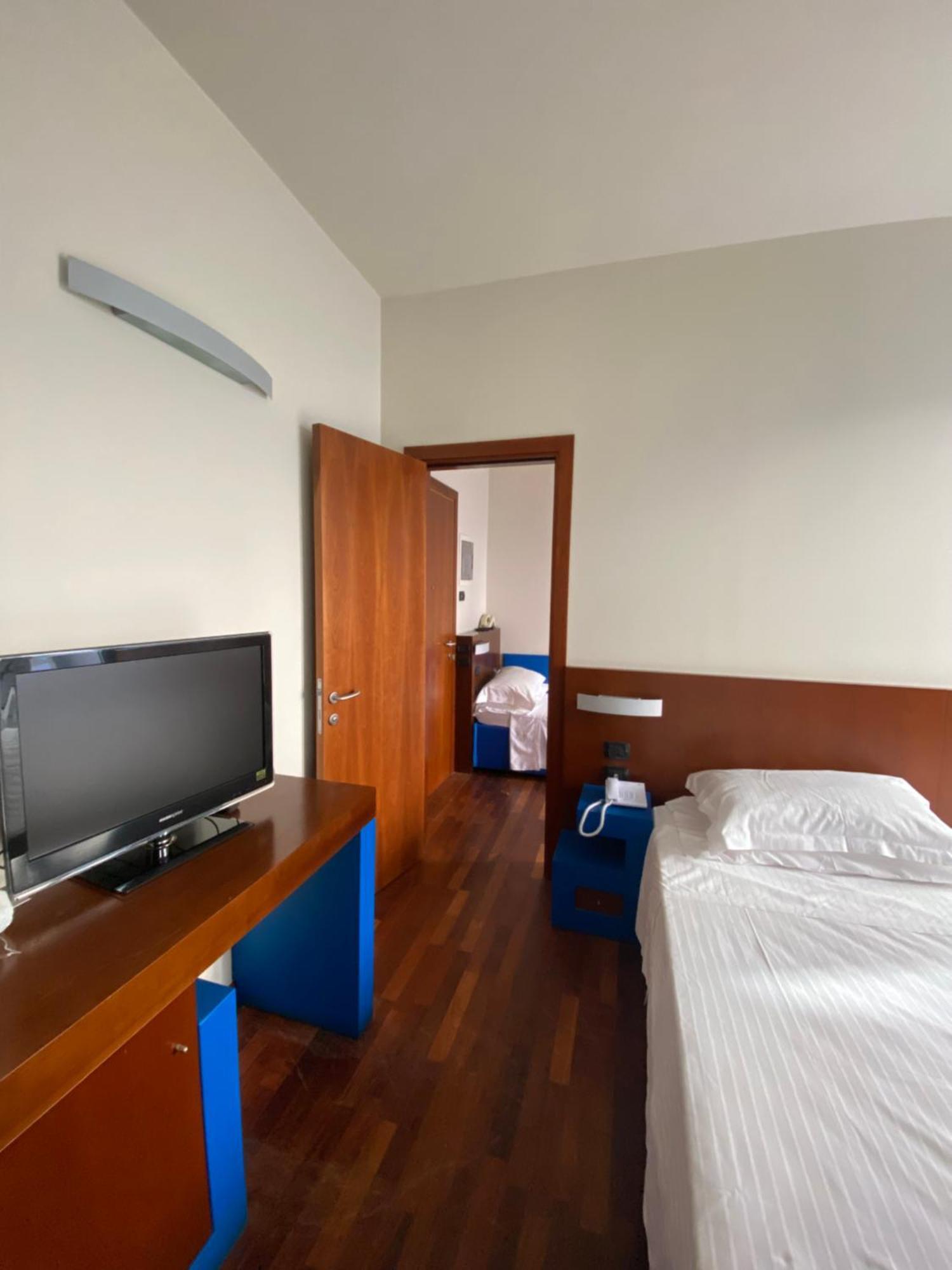 Hotel Balance Milano Marittima Exterior photo