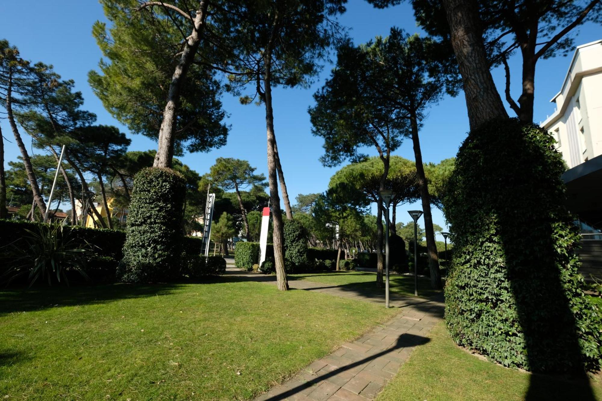 Hotel Balance Milano Marittima Exterior photo