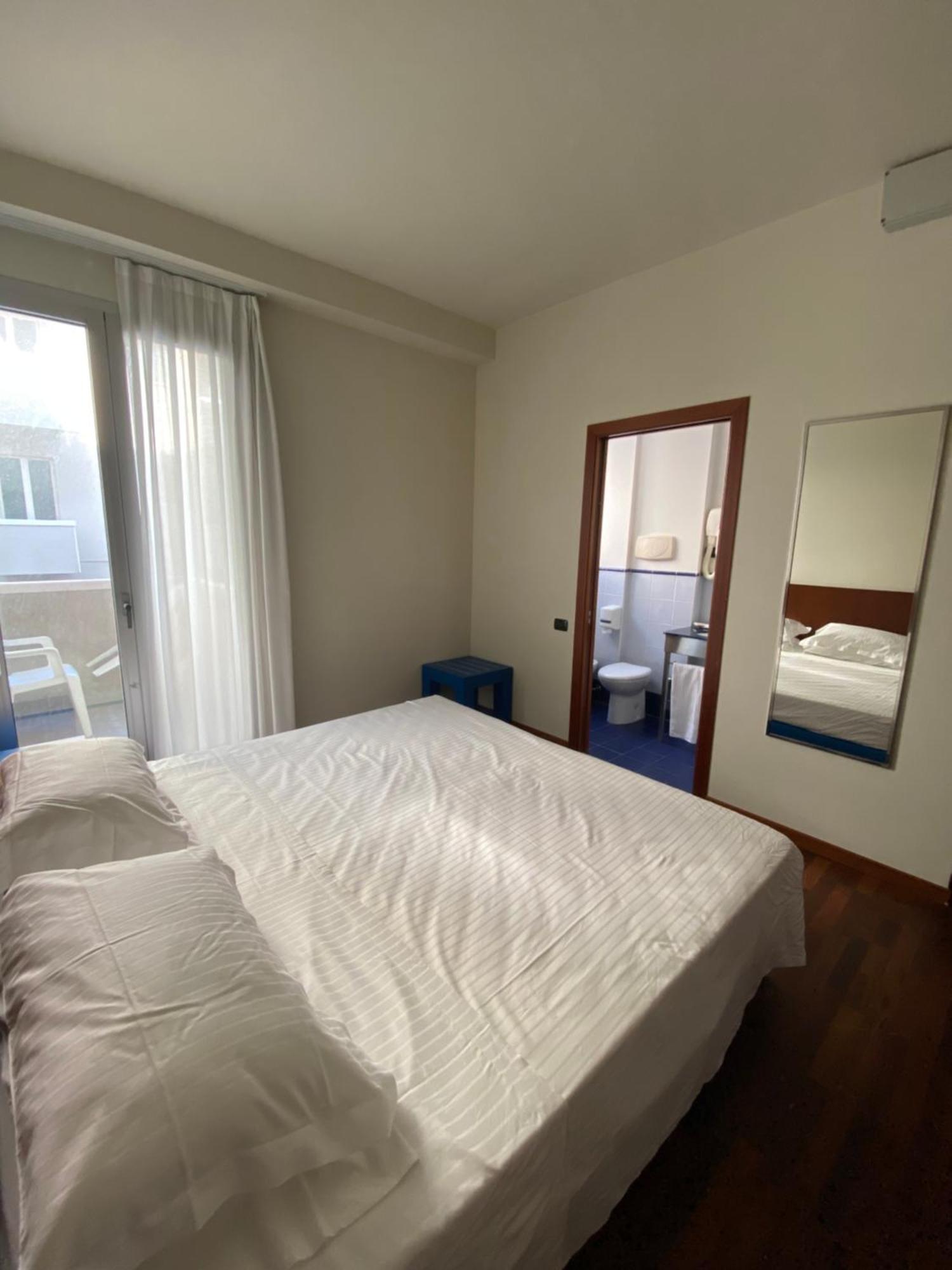 Hotel Balance Milano Marittima Exterior photo